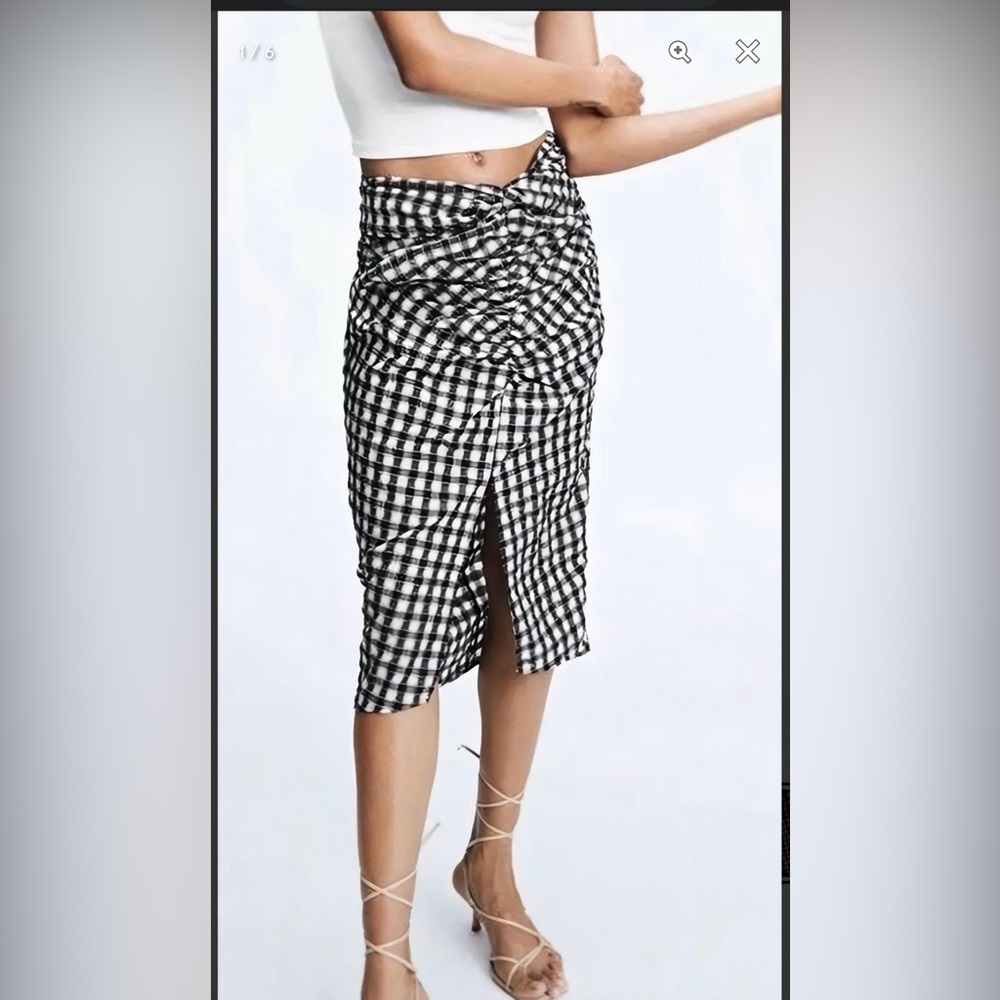 Zara Monochrome Checkered Pencil Skirt